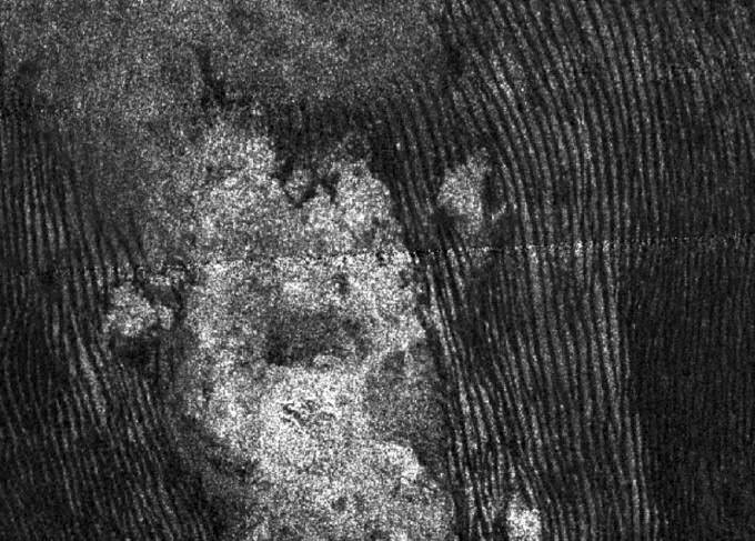 Cassini Takes a Closer Look at Titan's Sand Dunes