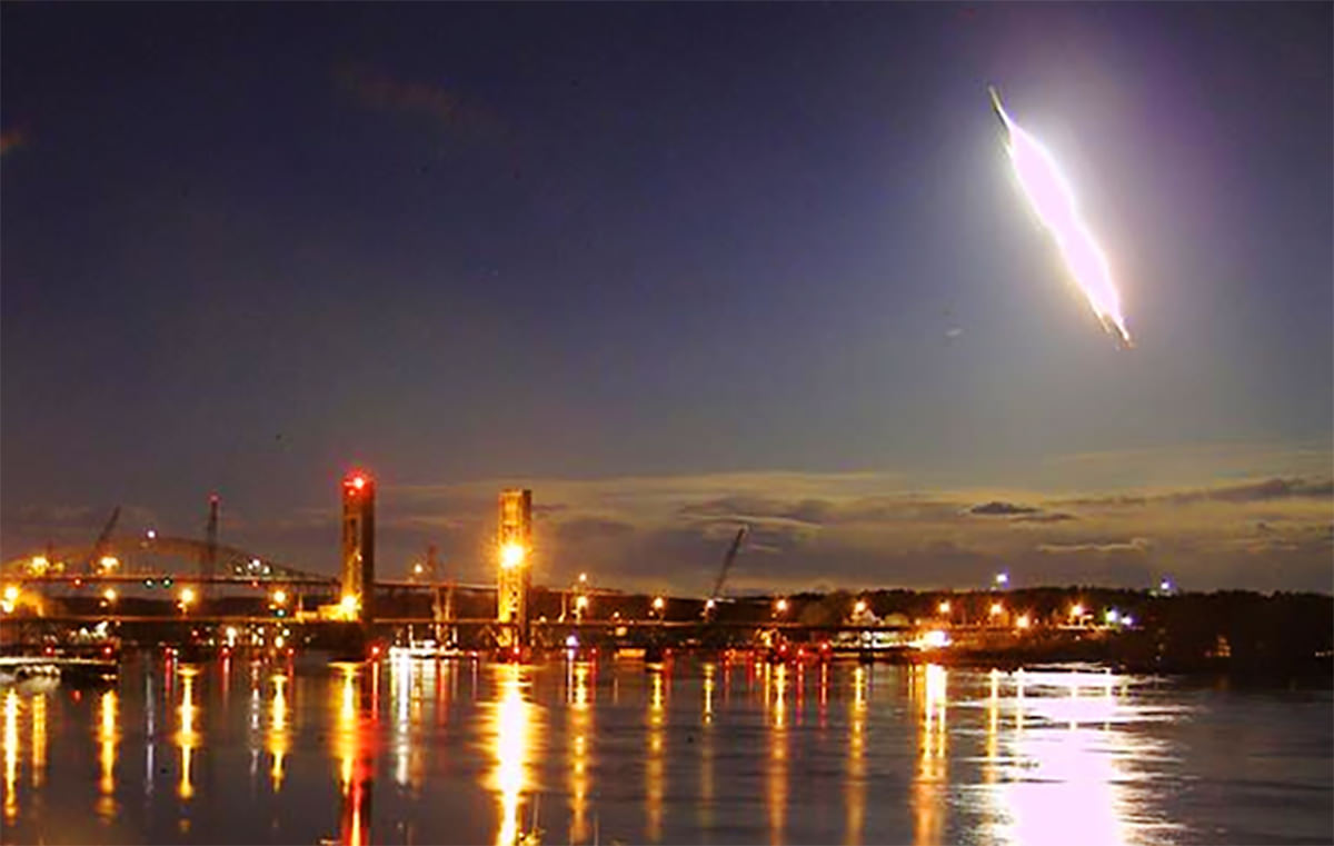 Super Bright Fireball Spotted Across U.S. Northeast