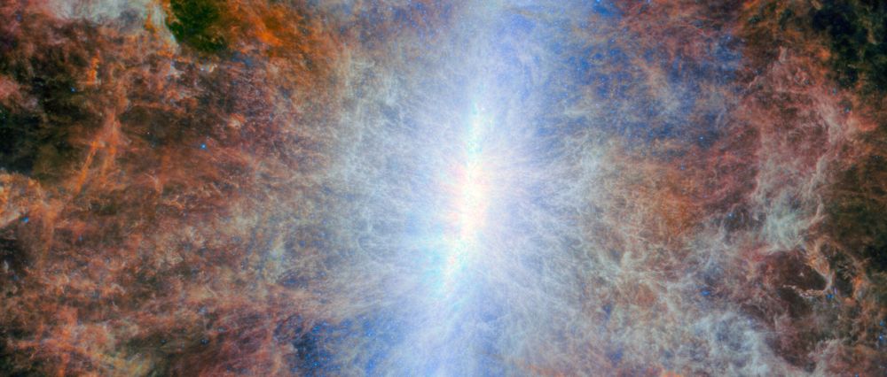 Peering Into a Starburst Galaxy With the JWST