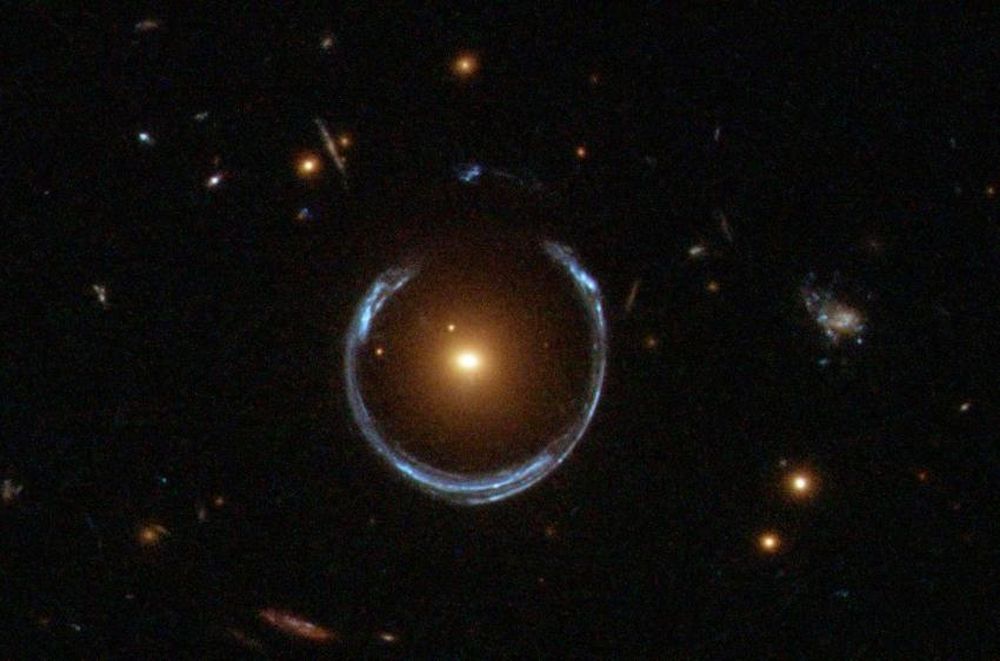 A 36 Billion Solar Mass Black Hole Detected Thanks To Gravitational Lensing