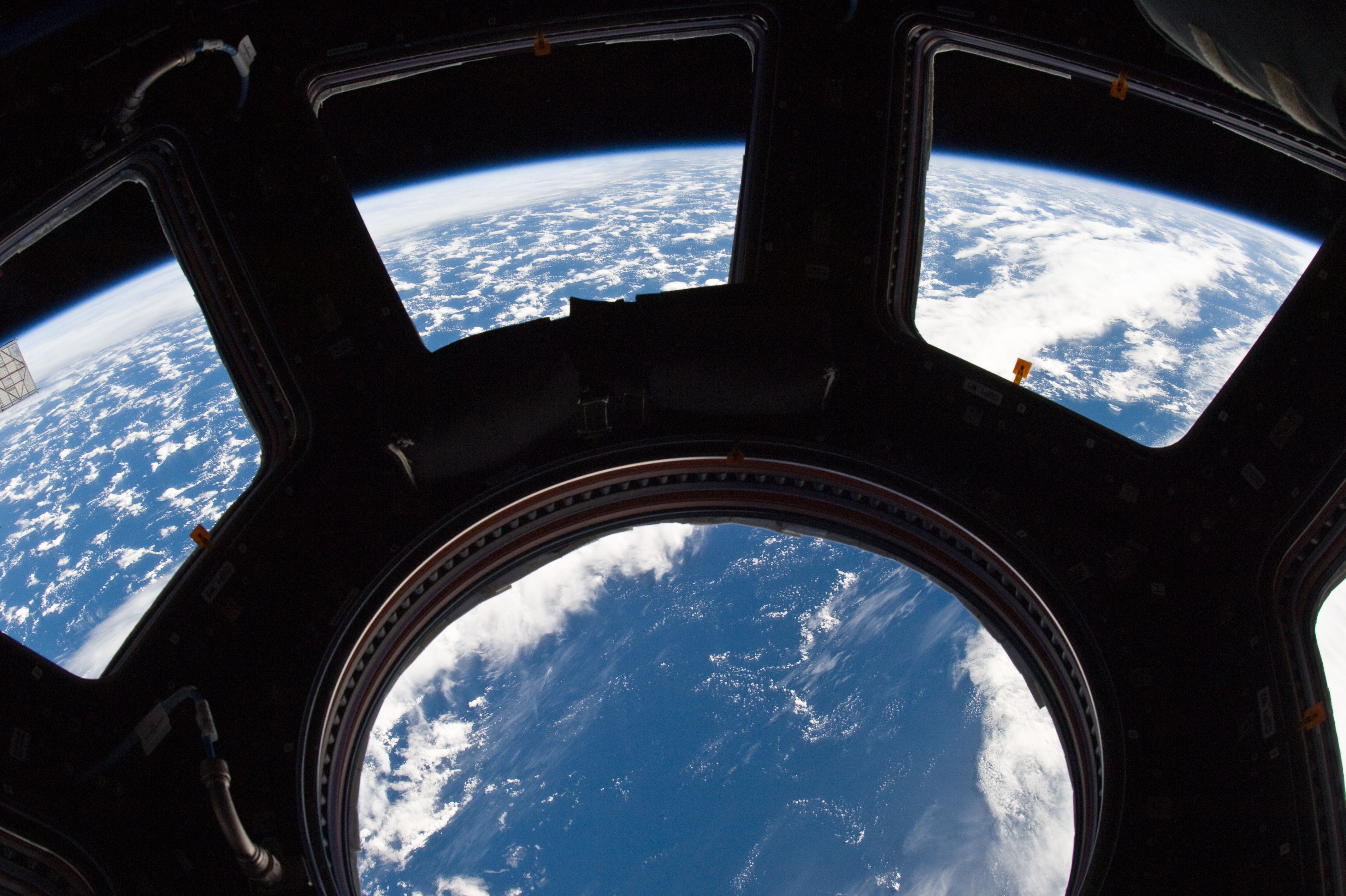 Spooky Experiment on ISS Could Pioneer New Quantum Communications Network